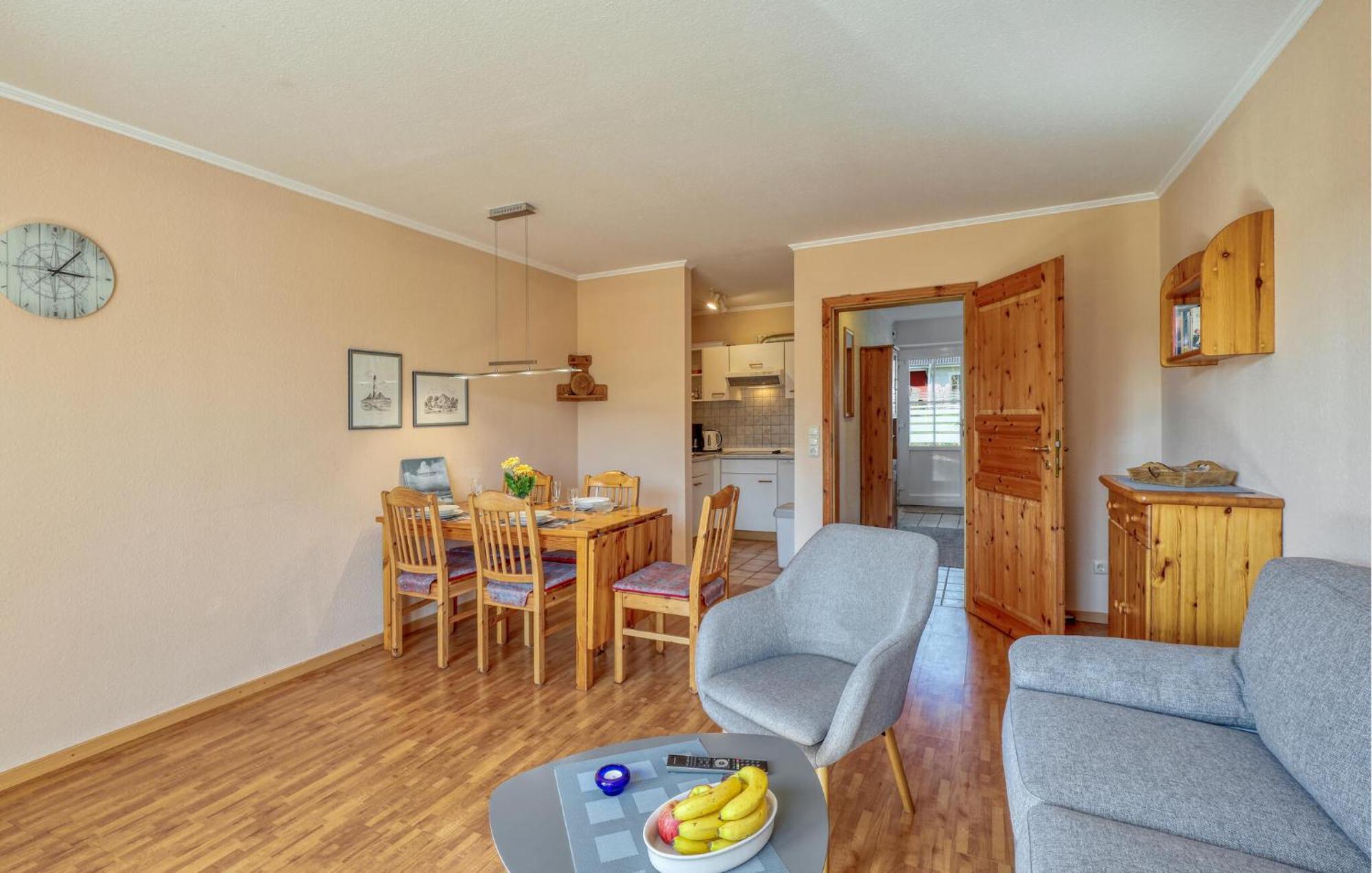 Nice Home In Toenning With Kitchen Esterno foto